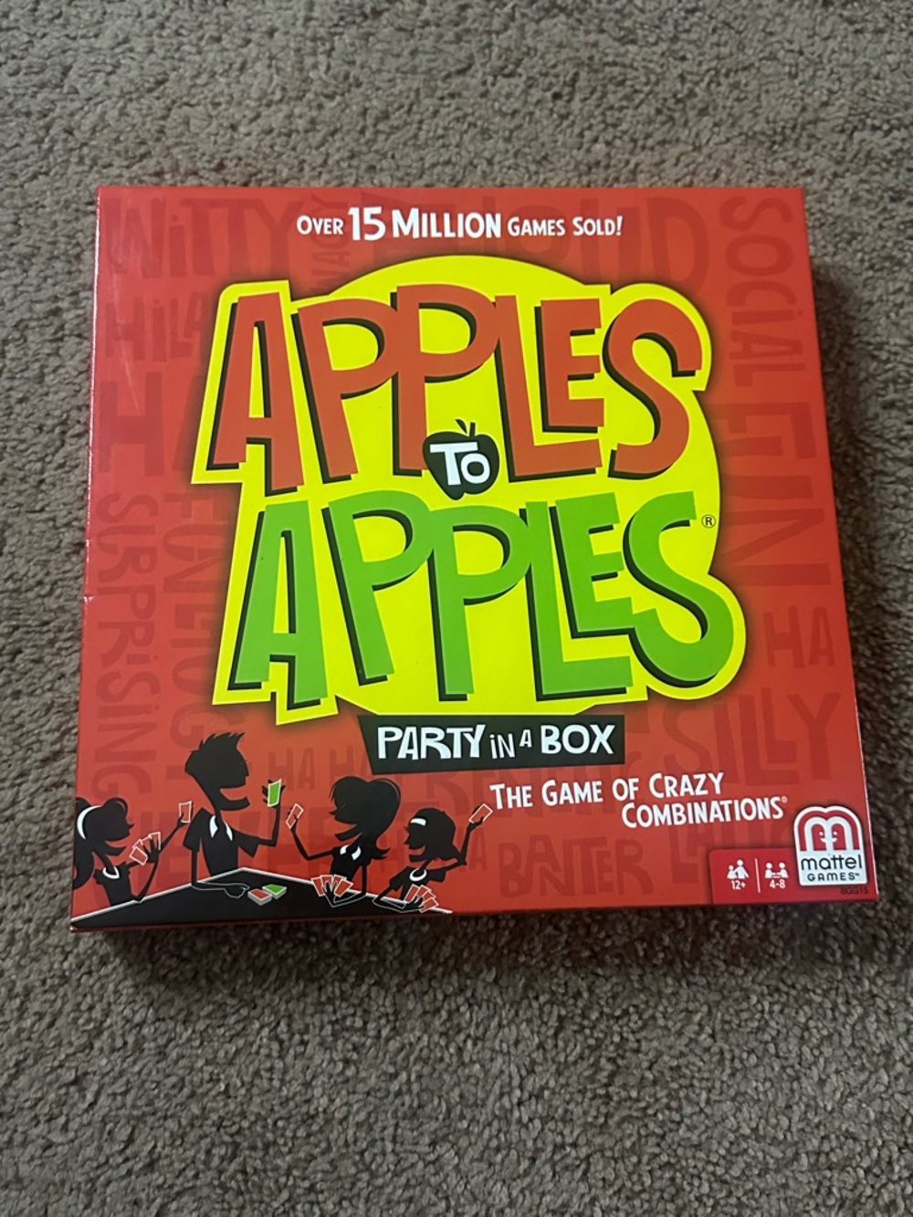 Mattel Apples to Apples Party Box - Red & Green